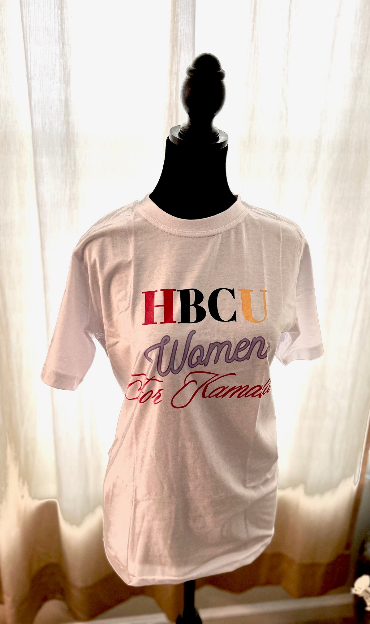 Bundle HBCU Women for Kamala Shirt and HBCU Alumni Vote Button